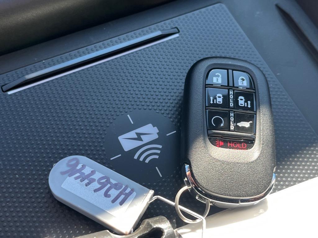 new 2026 Honda Odyssey car, priced at $43,845