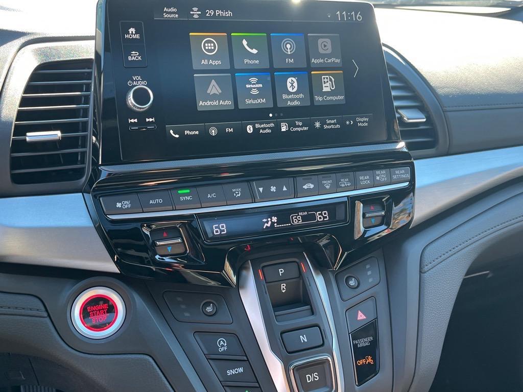 new 2026 Honda Odyssey car, priced at $43,845