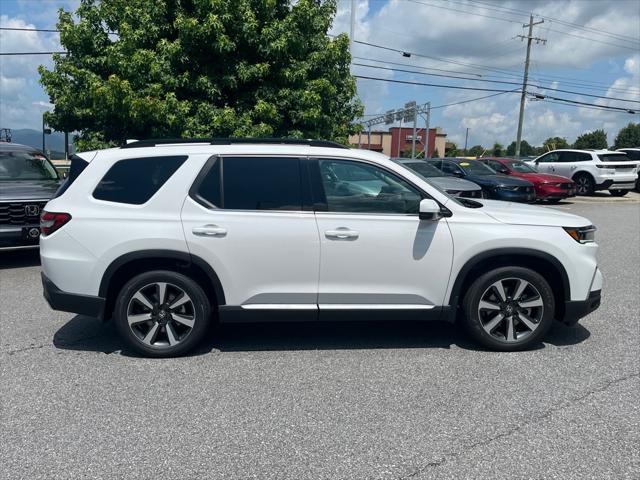 new 2025 Honda Pilot car, priced at $50,505
