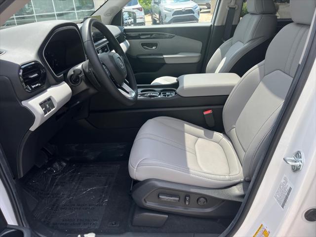 new 2025 Honda Pilot car, priced at $50,505