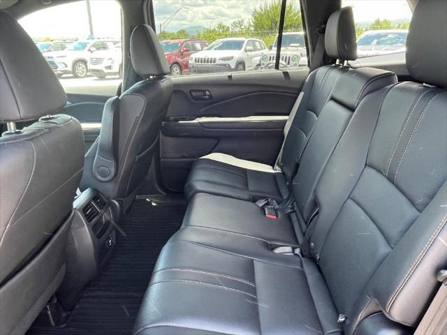 used 2022 Honda Passport car, priced at $29,869