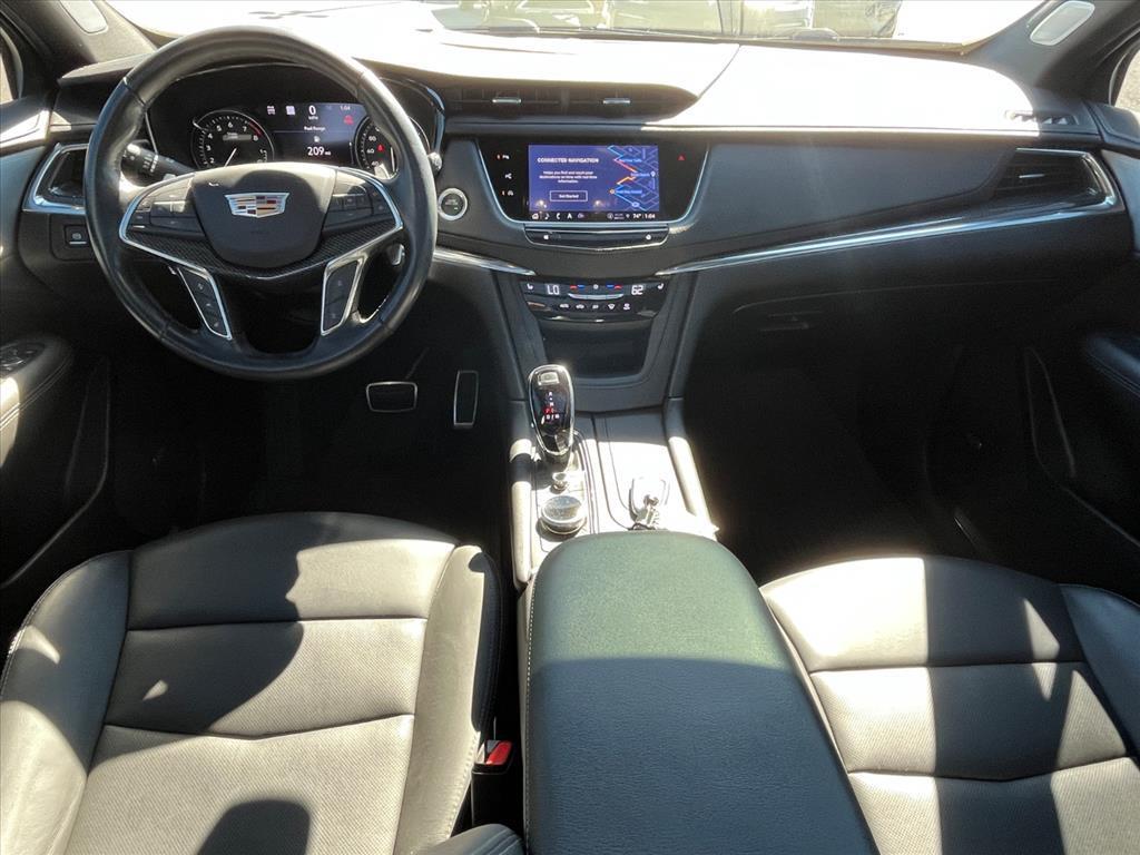 used 2023 Cadillac XT5 car, priced at $36,516