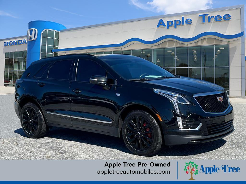 used 2023 Cadillac XT5 car, priced at $36,516