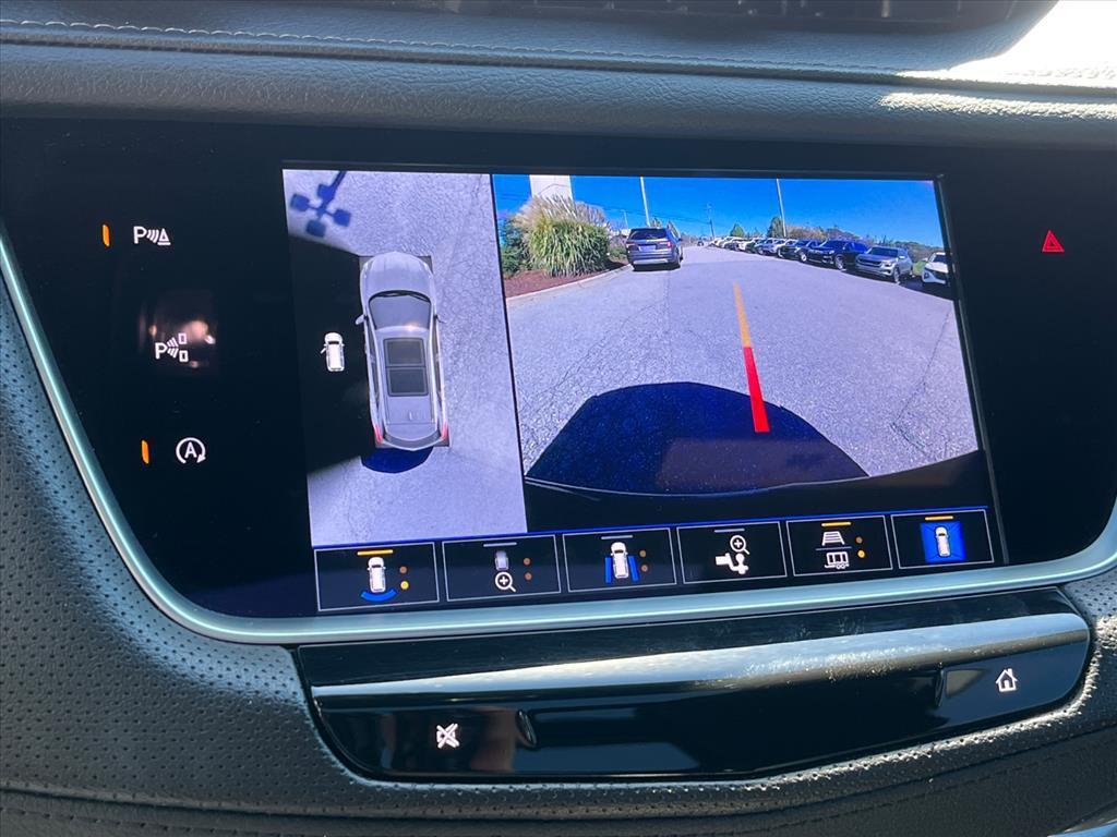 used 2023 Cadillac XT5 car, priced at $36,516