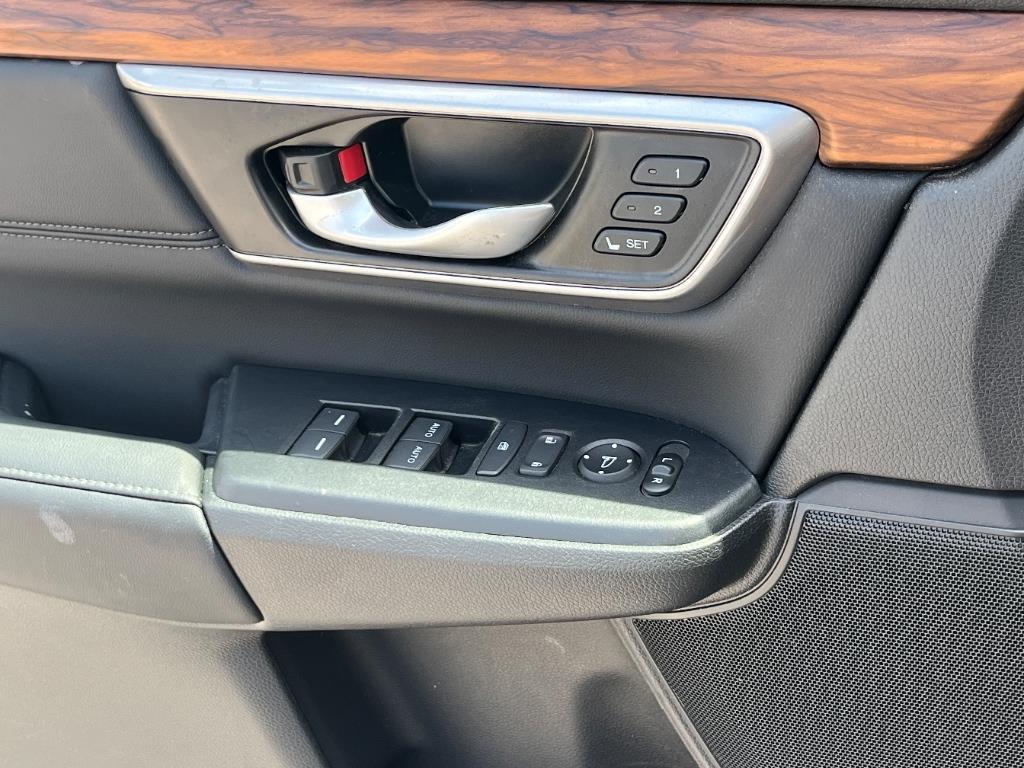 used 2022 Honda CR-V car, priced at $32,983