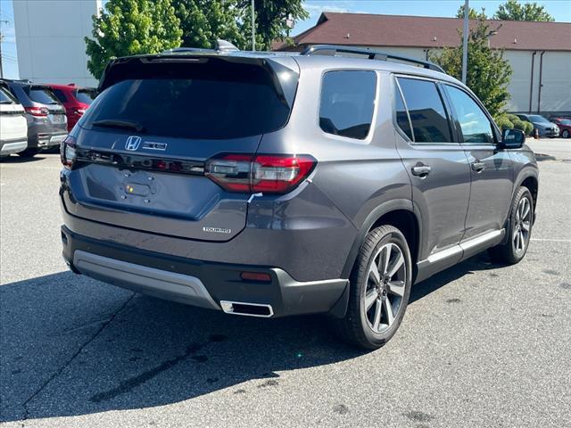 new 2025 Honda Pilot car, priced at $44,895