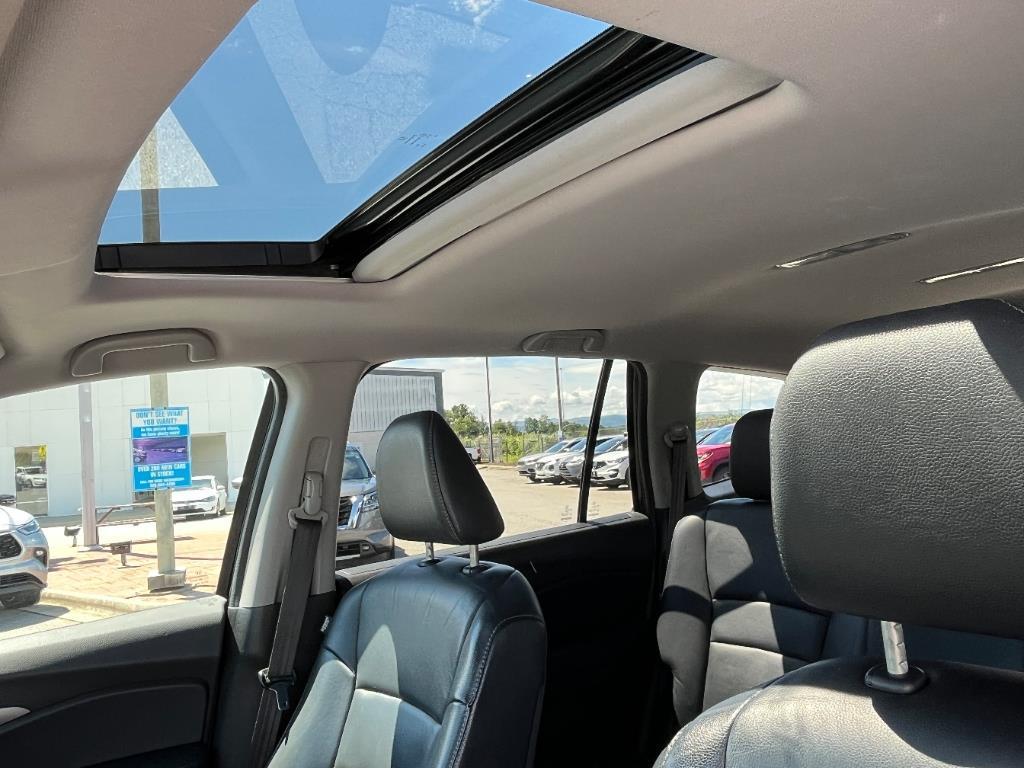 used 2016 Honda Pilot car, priced at $18,417