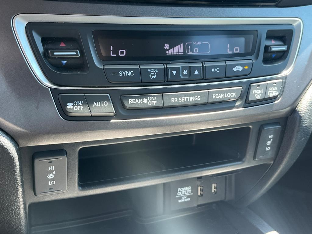 used 2016 Honda Pilot car, priced at $18,417