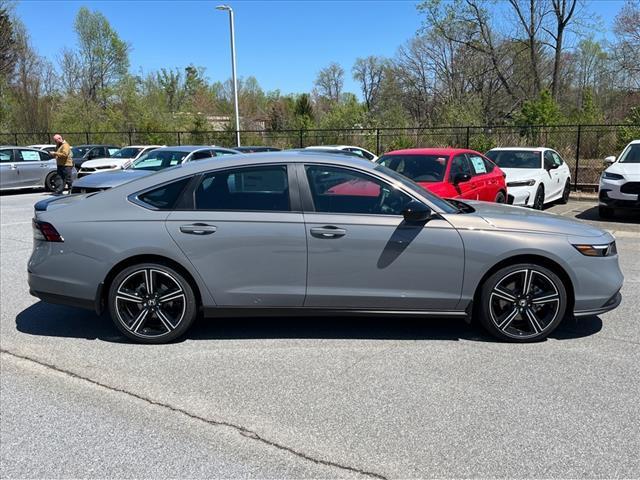 new 2025 Honda Accord Hybrid car, priced at $35,260