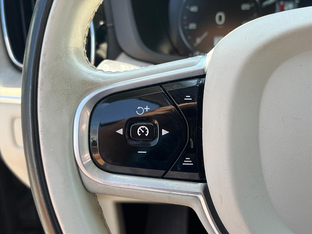 used 2018 Volvo XC60 car, priced at $15,712