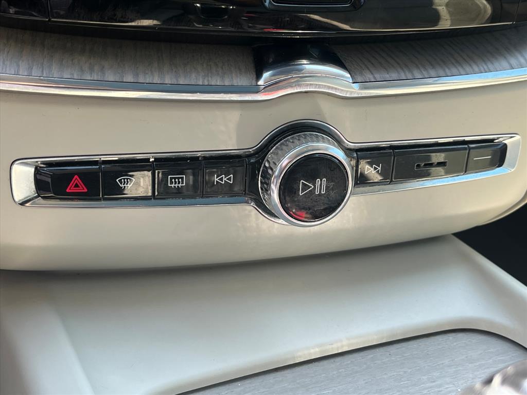 used 2018 Volvo XC60 car, priced at $15,712