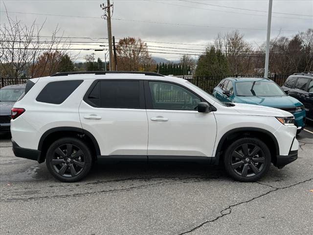 new 2025 Honda Pilot car, priced at $44,150