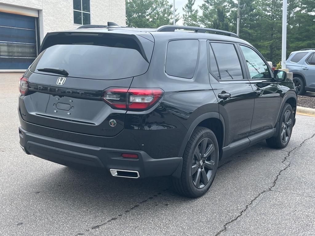 new 2025 Honda Pilot car, priced at $42,750