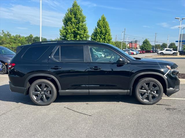 new 2025 Honda Pilot car, priced at $40,145