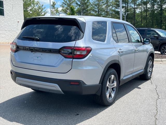 new 2025 Honda Pilot car, priced at $47,050