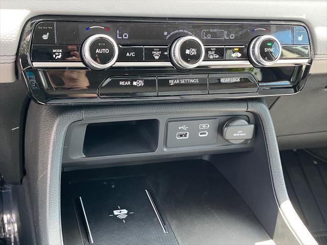 new 2025 Honda Pilot car, priced at $47,050