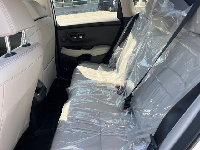 new 2025 Honda HR-V car, priced at $32,350