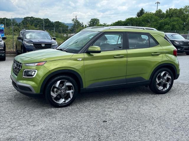 used 2021 Hyundai Venue car, priced at $18,136