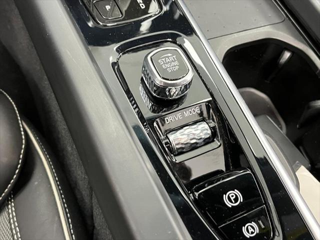 used 2021 Volvo XC60 Recharge Plug-In Hybrid car, priced at $36,584