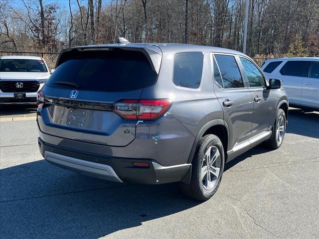 new 2025 Honda Pilot car, priced at $44,895