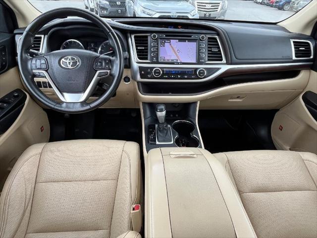used 2015 Toyota Highlander car, priced at $19,989
