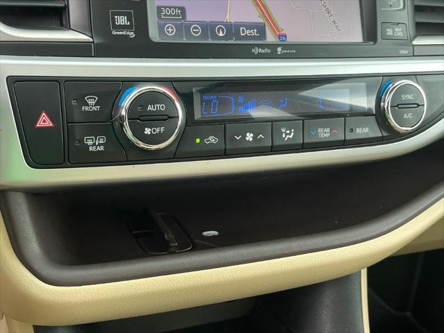 used 2015 Toyota Highlander car, priced at $19,989