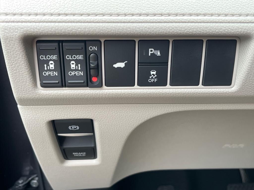 new 2026 Honda Odyssey car, priced at $47,355