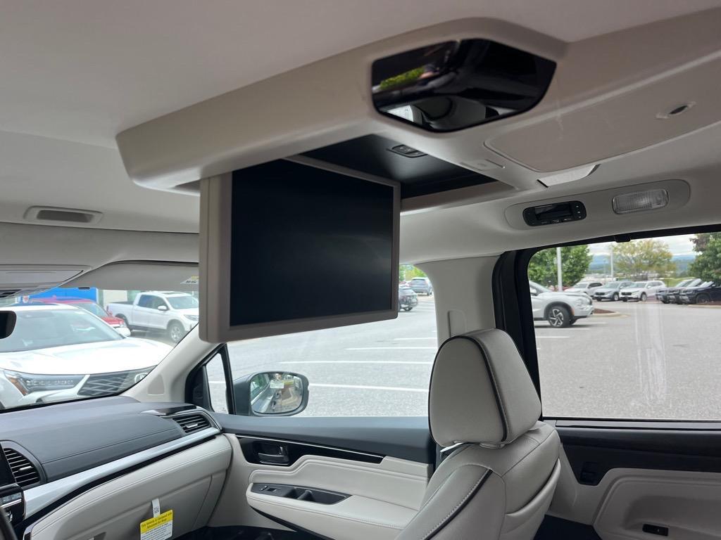 new 2026 Honda Odyssey car, priced at $47,355