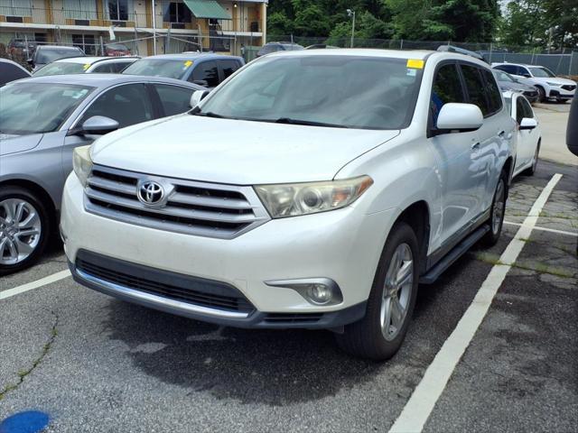 used 2013 Toyota Highlander car, priced at $14,570