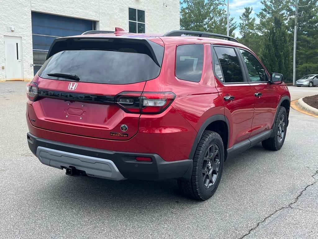 new 2025 Honda Pilot car, priced at $50,350