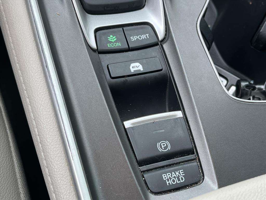 used 2020 Honda Accord Hybrid car, priced at $25,576