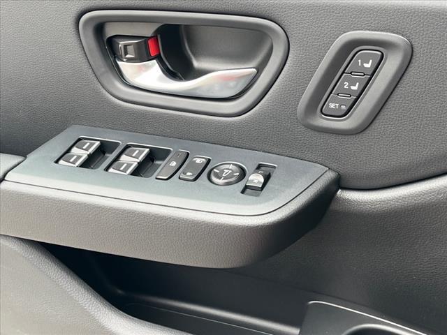 new 2025 Honda Pilot car, priced at $46,155