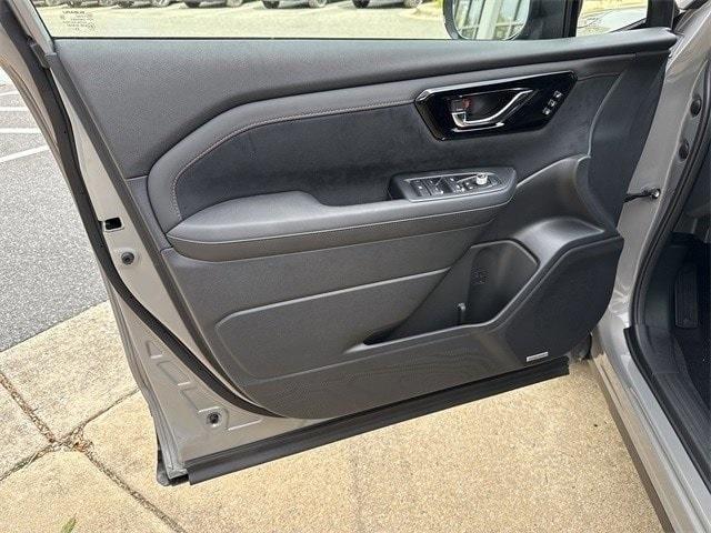 new 2025 Subaru Forester car, priced at $44,265