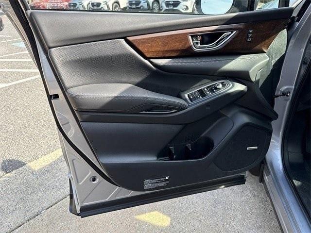 new 2025 Subaru Ascent car, priced at $53,204