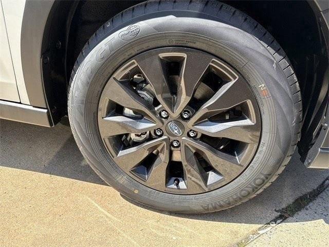 new 2025 Subaru Outback car, priced at $39,913