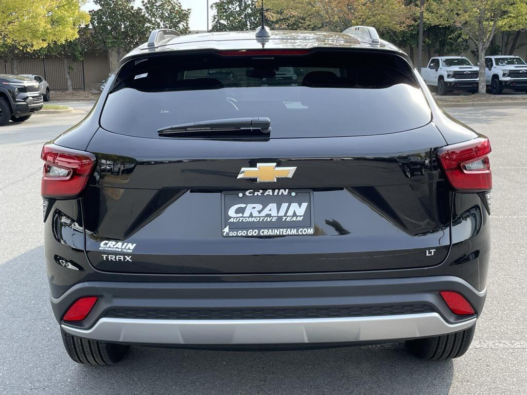 new 2025 Chevrolet Trax car, priced at $25,525