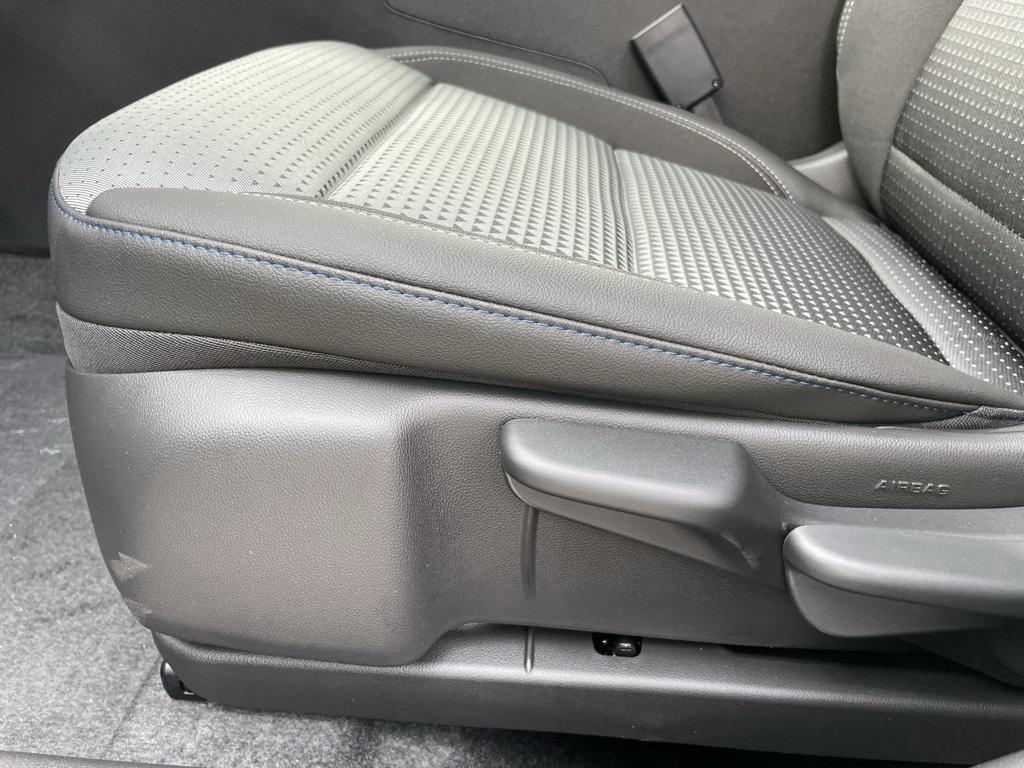 new 2025 Chevrolet Trax car, priced at $25,525