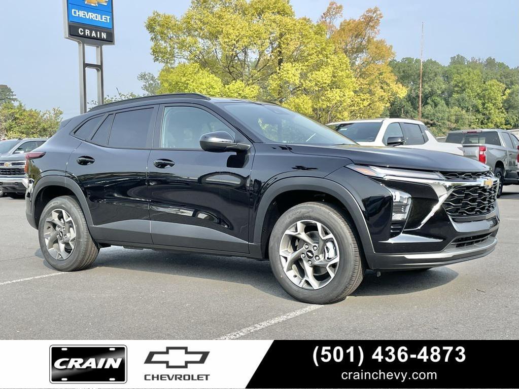 new 2025 Chevrolet Trax car, priced at $25,525