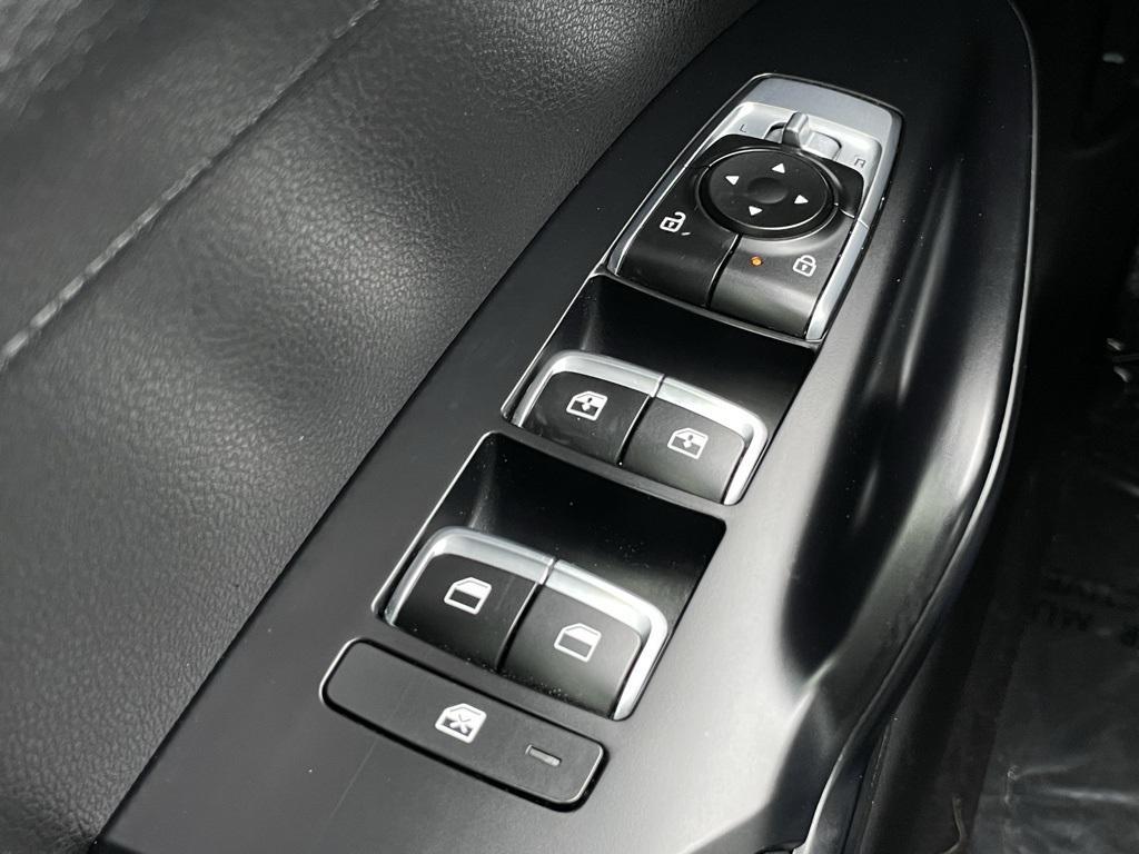 used 2023 Kia K5 car, priced at $22,998