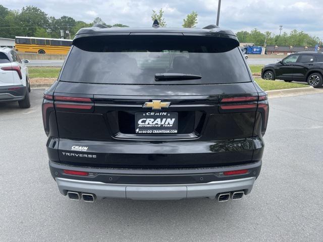 new 2025 Chevrolet Traverse car, priced at $42,635