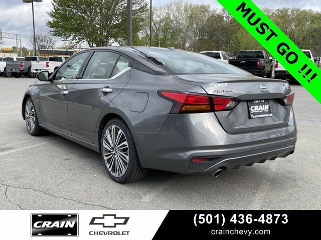 used 2023 Nissan Altima car, priced at $22,999