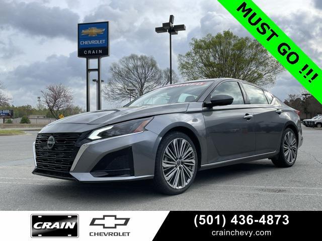 used 2023 Nissan Altima car, priced at $22,999