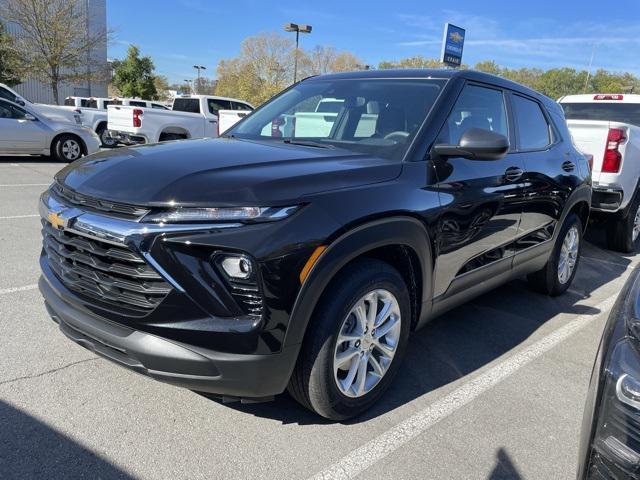 new 2025 Chevrolet TrailBlazer car, priced at $23,872