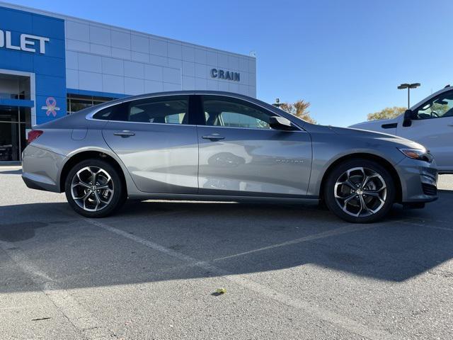 new 2024 Chevrolet Malibu car, priced at $27,070