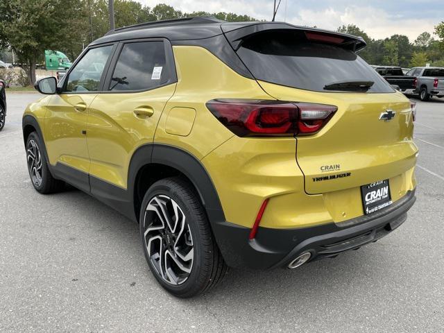 new 2025 Chevrolet TrailBlazer car, priced at $28,252