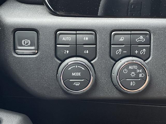 new 2025 Chevrolet Silverado 1500 car, priced at $53,240
