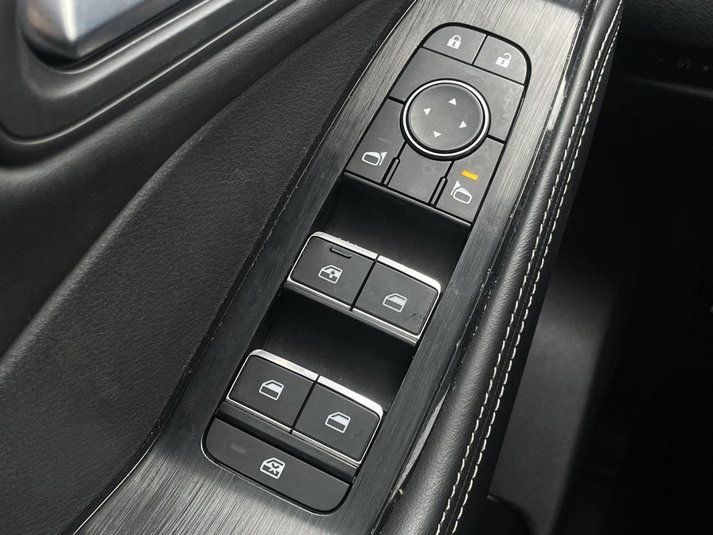 used 2022 Nissan Rogue car, priced at $24,858