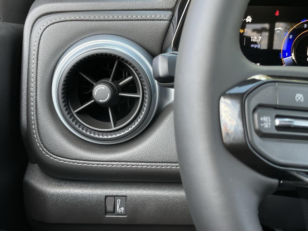 new 2026 Chevrolet Colorado car, priced at $37,990