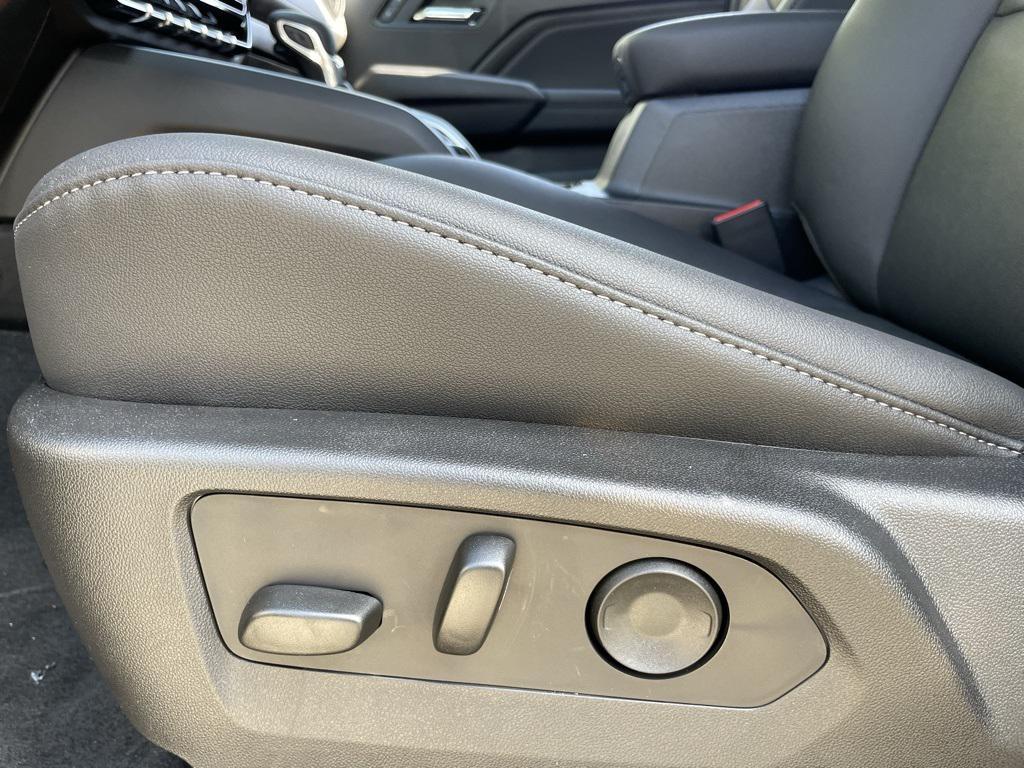 new 2026 Chevrolet Colorado car, priced at $37,990