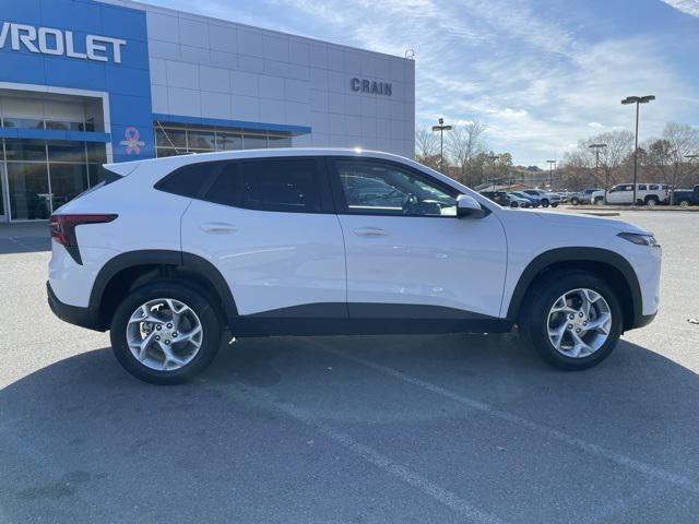 new 2025 Chevrolet Trax car, priced at $23,090